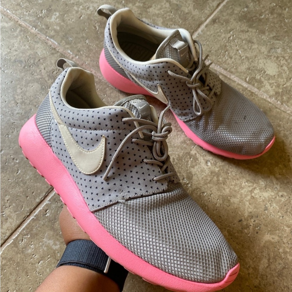 Nike Shoes for women | Nike Roshe One Athletic Sneakers Womens size 11 - Picture 12 of 12